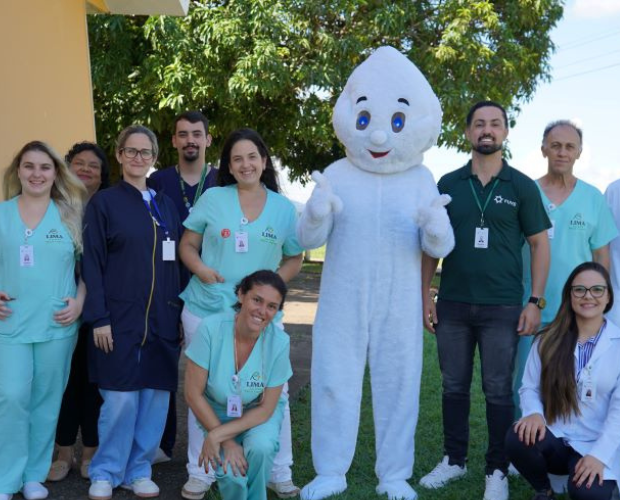 Idosos do Lar Irm� Maria Augusta participam de mutir�o de vacina��o contra gripe